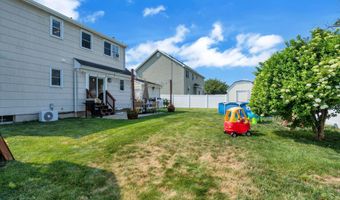 728 Neptune Ave, Beachwood, NJ 08722