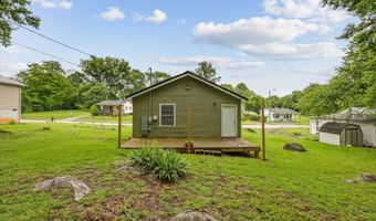 280 W Newcomen St, Alcoa, TN 37701