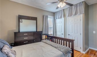 1640 Cranston St, Cranston, RI 02920