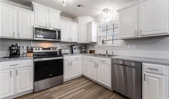 541 Firewood Dr, Centerton, AR 72719
