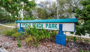 907 GOLF ISLAND Dr, Apollo Beach, FL 33572