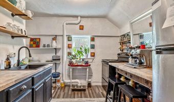 221 S Main St, Cambridge, VT 05444