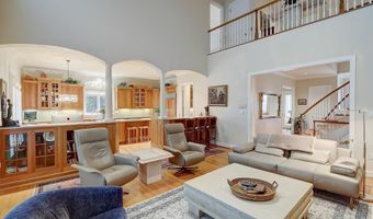 4744 34TH St N, Arlington, VA 22207