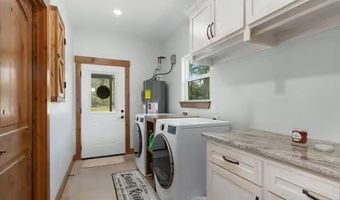 217 Laird Rd, Apple Springs, TX 75926