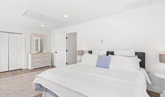 327 OAKWOOD St, Bethany Beach, DE 19930