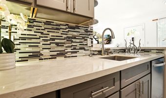 160 KEONEKAI Rd 1-103, Kihei, HI 96753