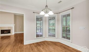 5 Pinebrook Ct, Savannah, GA 31405