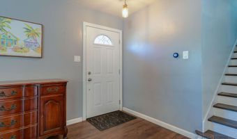 489 1st St, Antioch, IL 60002