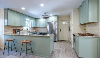 1067 Hess Dr, Avondale Estates, GA 30002