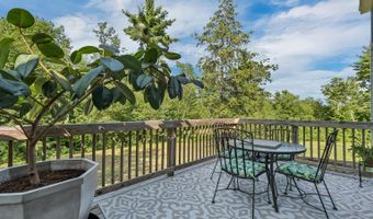 76 Curries Way, Brookfield, NH 03872