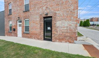 109-111 W Hazel St, Albion, IN 46701