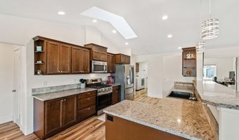 2669 CEDAR LOOP Dr, Bandon, OR 97411