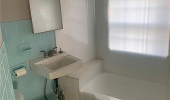 80 Phenix Ave, Cranston, RI 02920