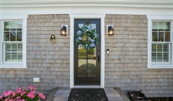 15 Harwood Rd, East Greenwich, RI 02818