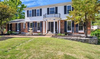 339 Oakleigh Woods Dr, Ballwin, MO 63011