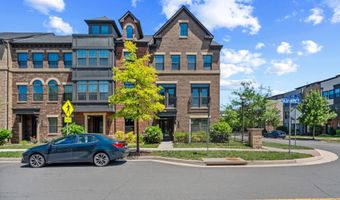 22428 PHILANTHROPIC Dr, Ashburn, VA 20148