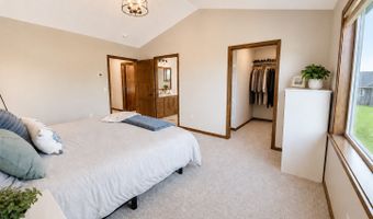 214 Woolgrass Way, Avon, MN 56310