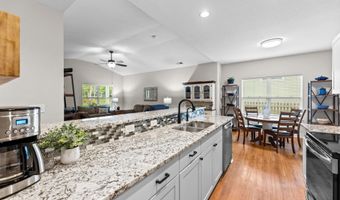 819 Baker St, Baldwin City, KS 66006