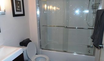 526 Pacific Ave 2004, Atlantic City, NJ 08401