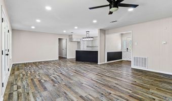 407 Quincy Ave, Alto, TX 75925