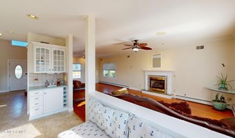 11 Drake Dr, Bayville, NJ 08721