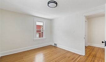 378 Cross St, Akron, OH 44311