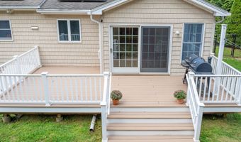 16 Gooseneck Hill Rd, Canterbury, CT 06331