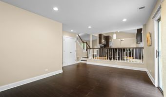 1316 W MEADE Ln, Arlington Heights, IL 60004