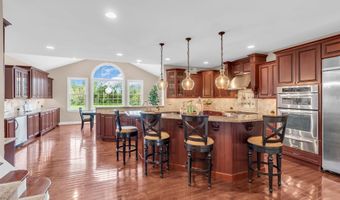 4 RIDGEVIEW Way, Allentown, NJ 08501