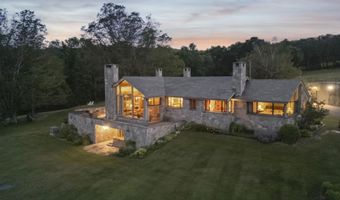 611 Simmons Rd, Andover, VT 05143