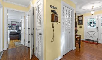 1921 Tabby Ln, Altavista, VA 24517