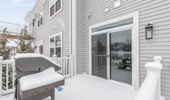 253 Masters Dr, Addison, IL 60101