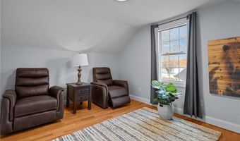 31 Swan St, North Providence, RI 02911