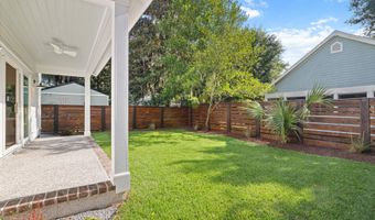 608 Pilot St, Beaufort, SC 29902