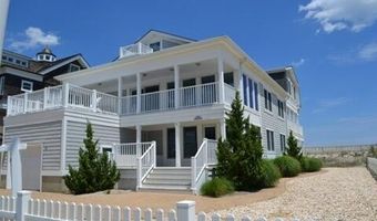 2 Bridge Ave, Bay Head, NJ 08742