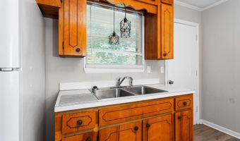 305 GLADE Rd, Anniston, AL 36206