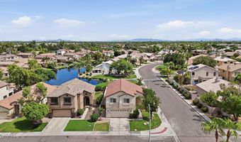 902 W AZALEA Pl, Chandler, AZ 85248