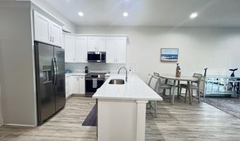124 Court St 303, Bay St. Louis, MS 39520