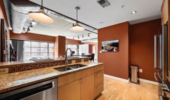 850 ALICEANNA St 301, Baltimore, MD 21202