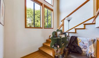 3122 St Louis Rd, Arcata, CA 95521
