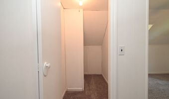 46 Topstone Dr, Danbury, CT 06810