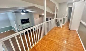 4816 DODSON Dr, Annandale, VA 22003