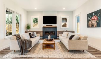 1931 NW Fields St, Bend, OR 97703