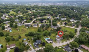 38 Fairview Ave, Auburn, ME 04210