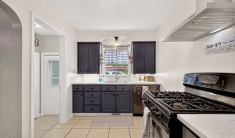 139 Nursery Rd, Anderson, IN 46012
