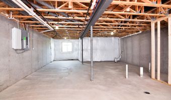 5559 E Spaniel Dr, Ann Arbor, MI 48108