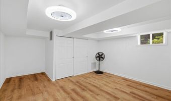 709 N PRYOR St, Alexandria, VA 22304