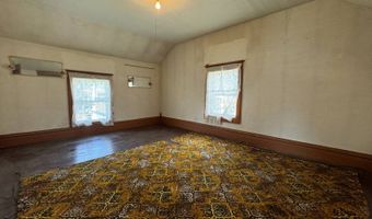 806 7th Ave, Britton, SD 57430