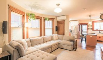 2441 W TILGHMAN St, Allentown, PA 18104