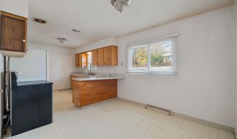 810 CAHILL Dr, Cheyenne, WY 82001